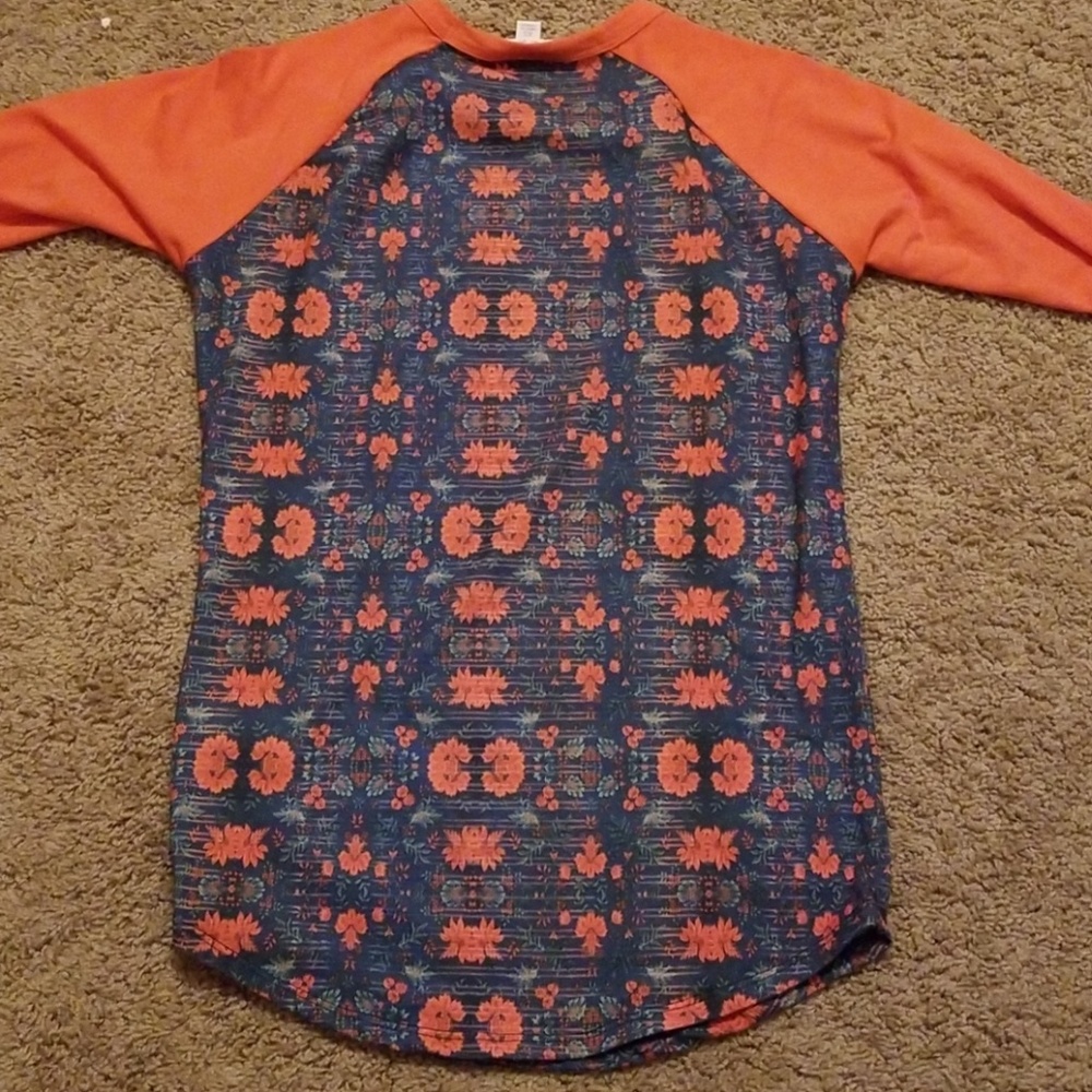 Lularoe Randy Baseball Tee - Picture 3 of 3